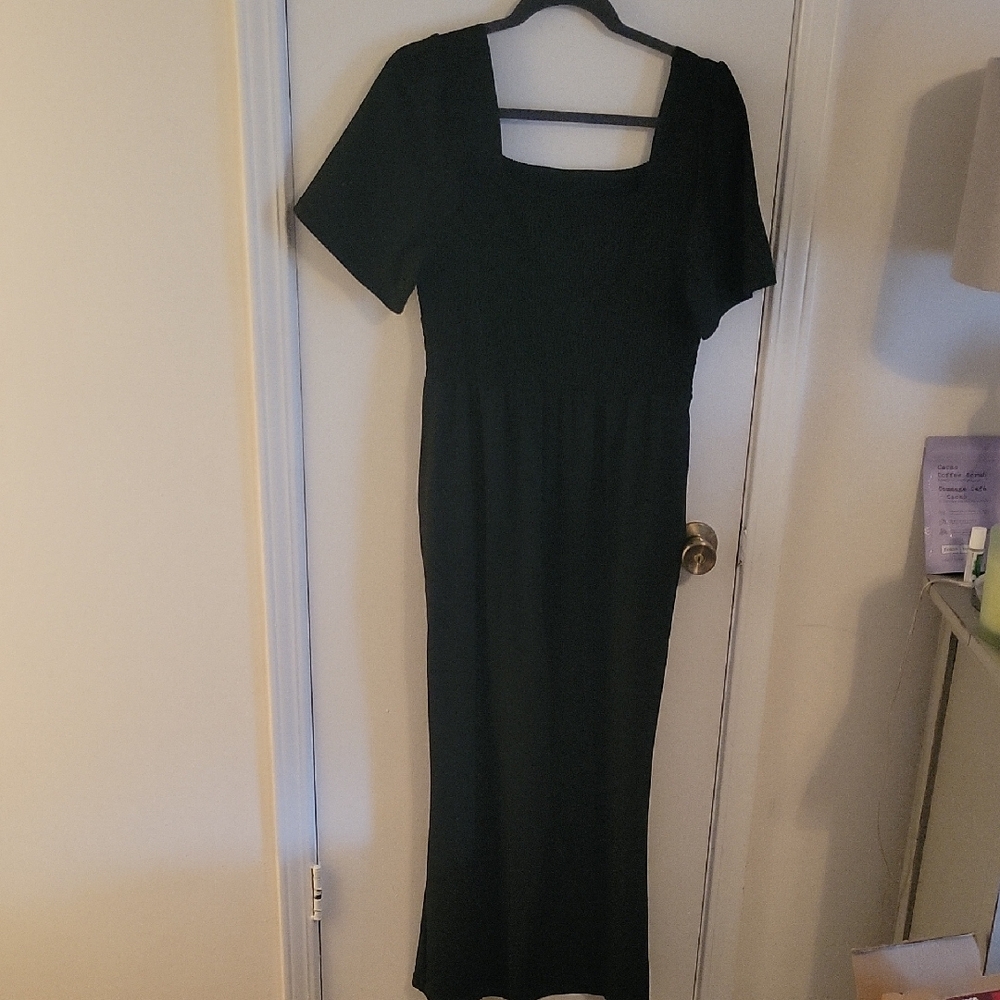 Elegant Black Square Neck Jumpsuit